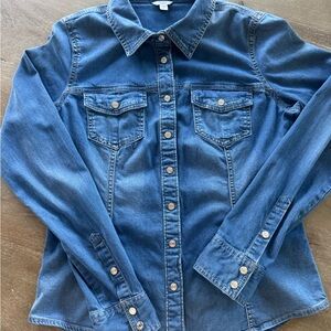 GUESS Classic Denim Button-Up Shirt - Medium Wash Blue